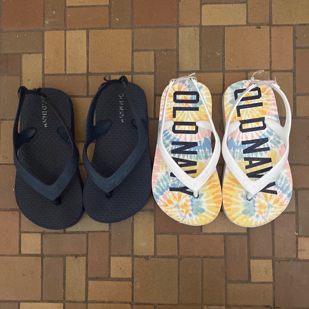 Old Navy Toddler Flip Flops